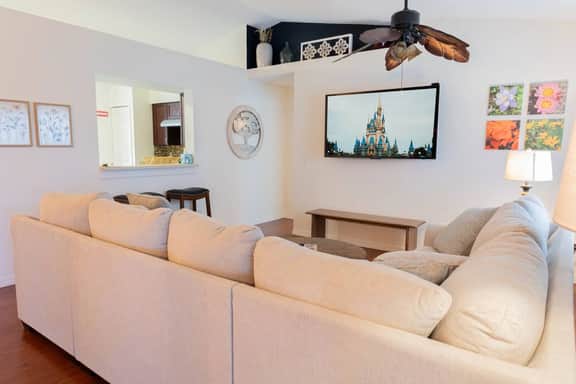 Spacious, family retreat near Orlando attractions - Image 2